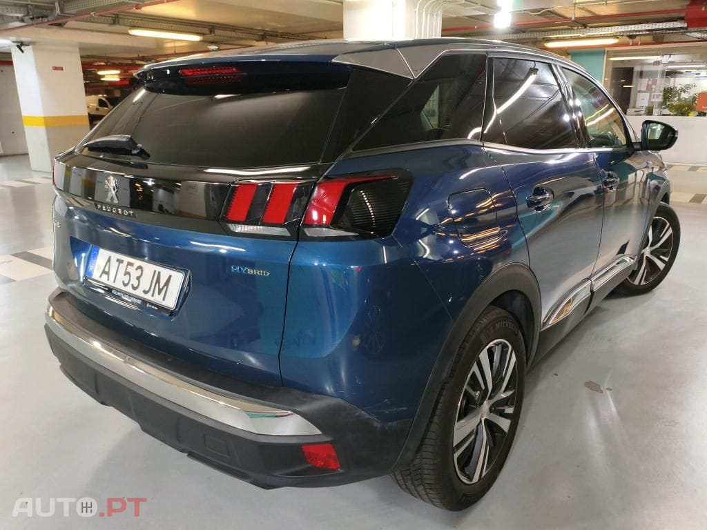 Peugeot 3008 1.6 Hybrid Allure e-EAT8