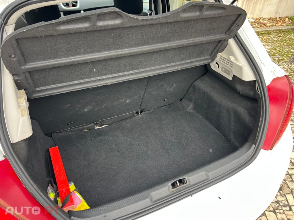 Peugeot 207 1.4 16V Sport