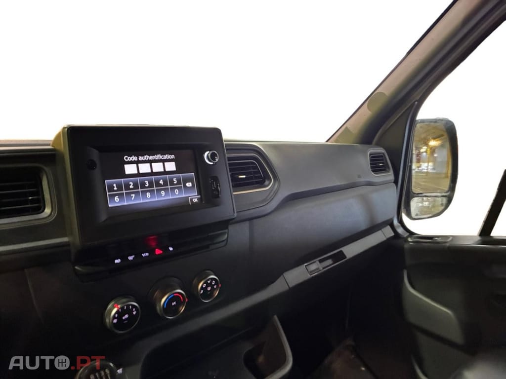 Renault Master 2.3 dCi L2H2 3.5T Grand Confort