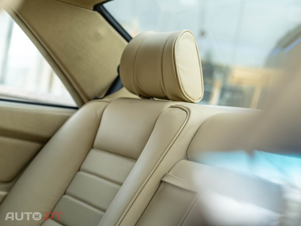 Mercedes-Benz 500 SEC W126