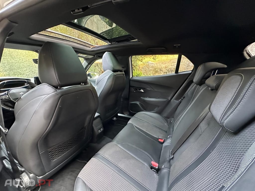 Peugeot 2008 1.2 PureTech GT Line
