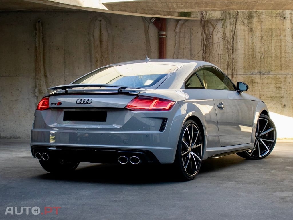 Audi TTS 2.0 TFSi quattro S Tronic
