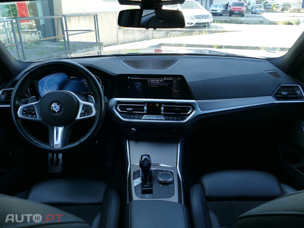 BMW 330 e Touring Pack M Auto