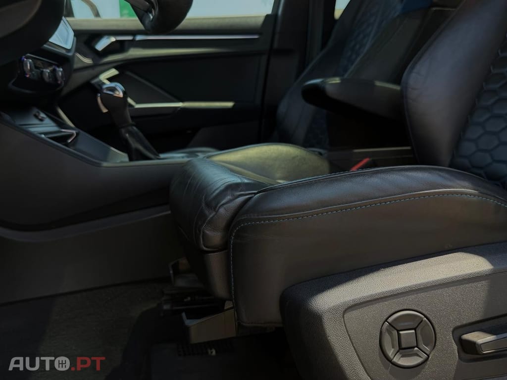 Audi RSQ3 2.5 TFSI quattro S tronic