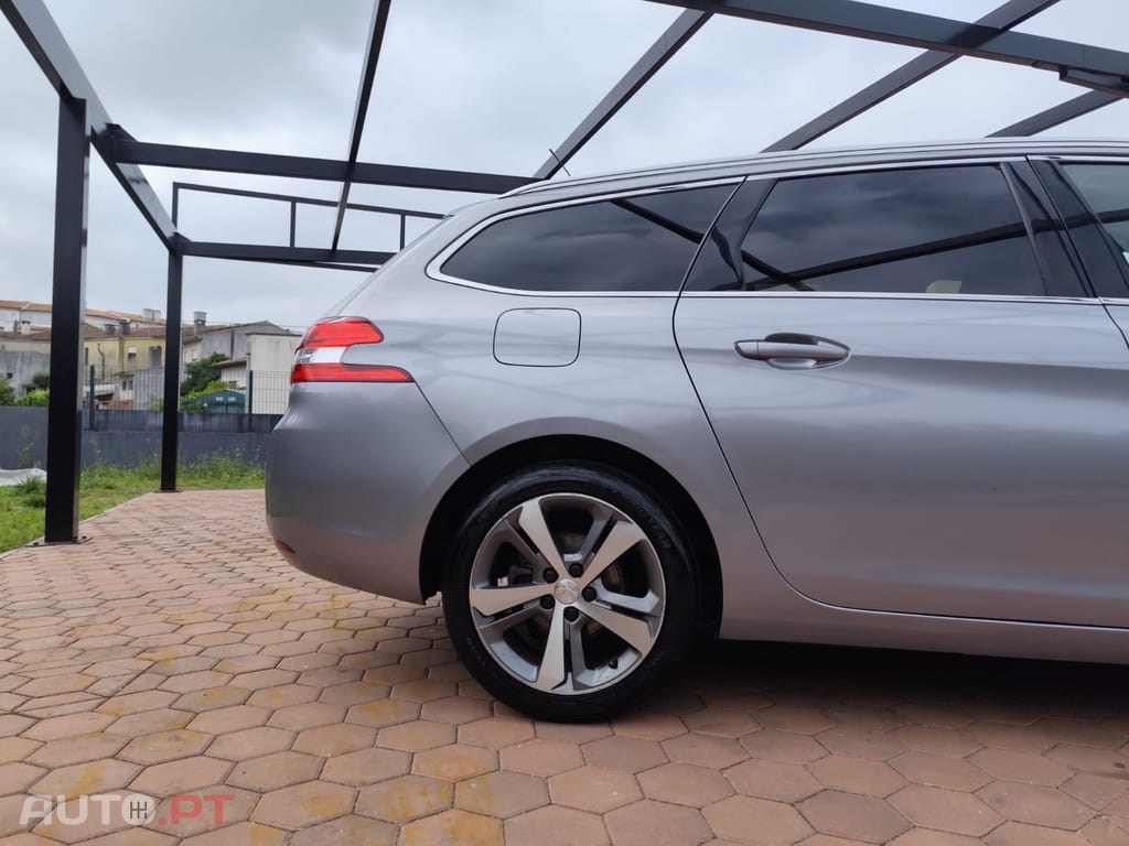 Peugeot 308 SW 1.6 BlueHDi Allure