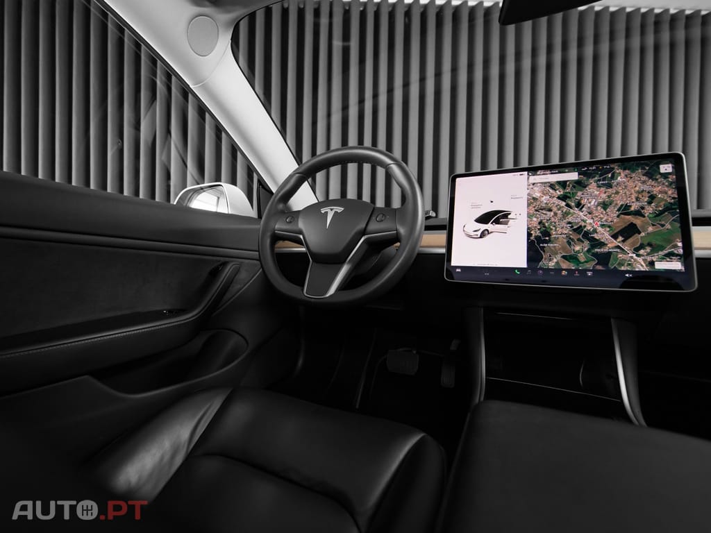 Tesla Model 3 Long Range AWD Dual Motor