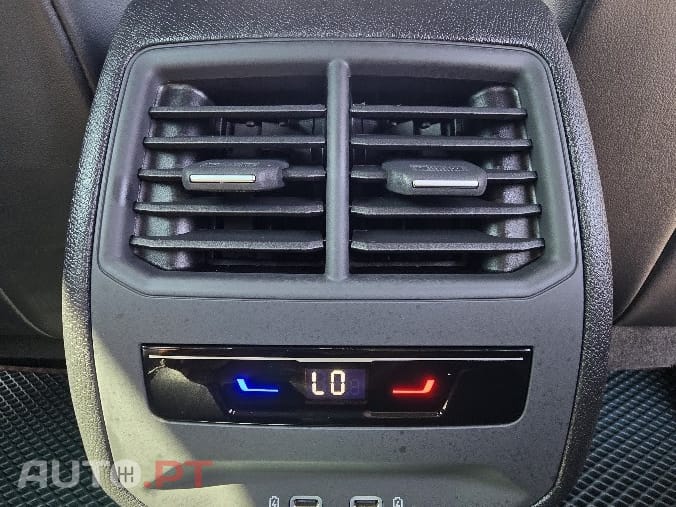 CUPRA Formentor 2.0 TSI DSG 4Drive VZ — fotografia 30