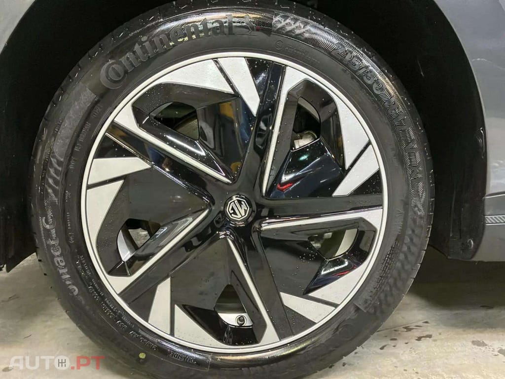 MG MG4 51 kWh Standard