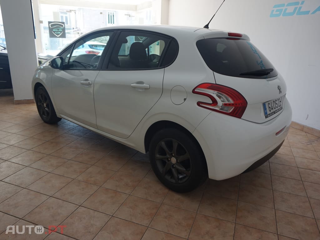 Peugeot 208 Access 1.4 HDI