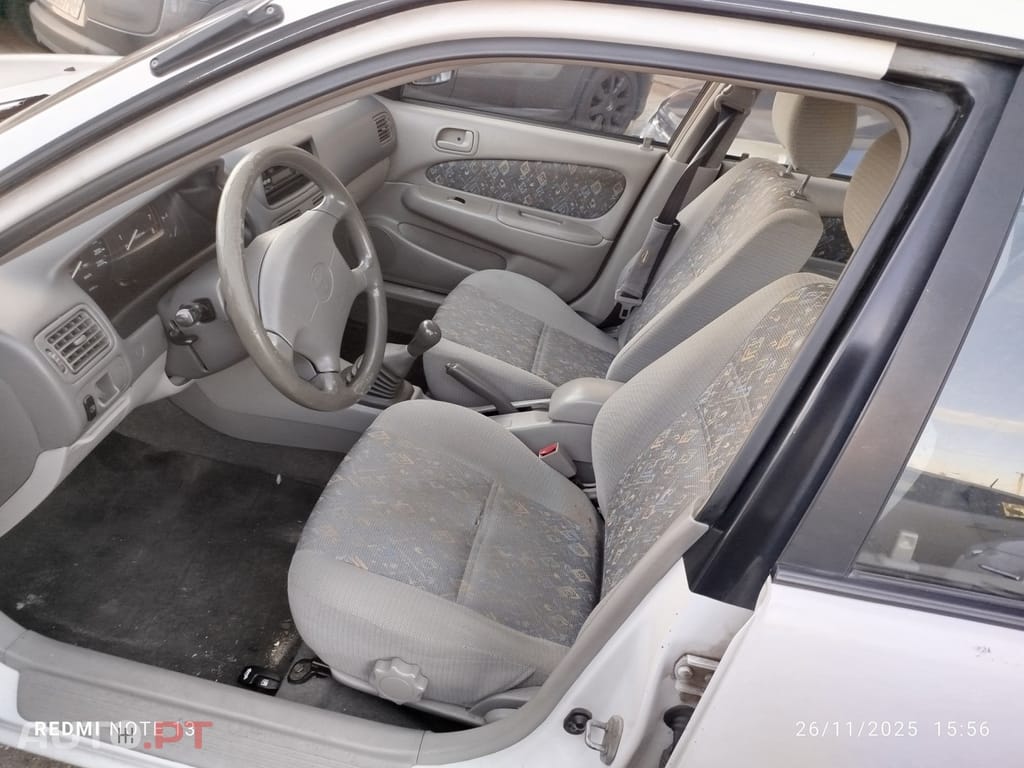 Toyota Corolla Sedan 1.3 Terra AC
