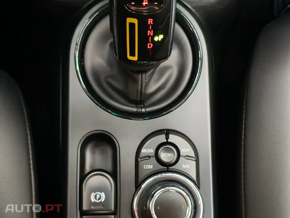 MINI Cooper Cooper SE