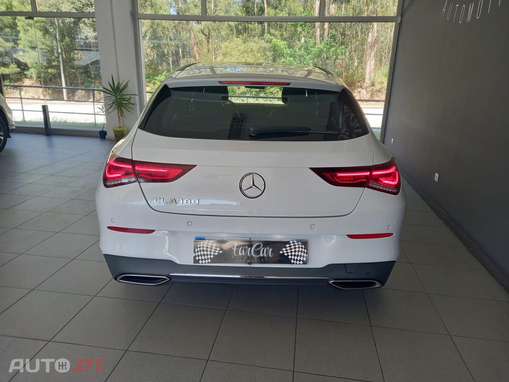 Mercedes-Benz CLA 180 Progressive Line