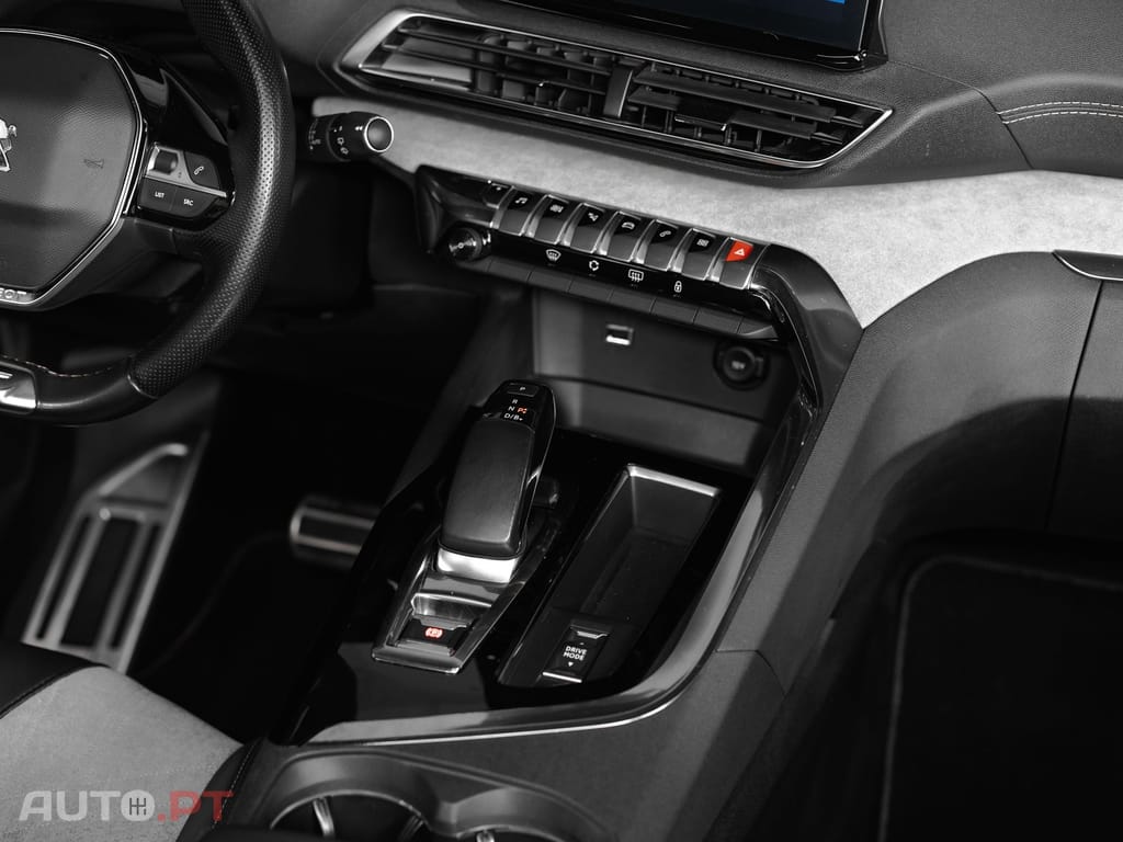 Peugeot 3008 1.6 Hybrid GT e-EAT8