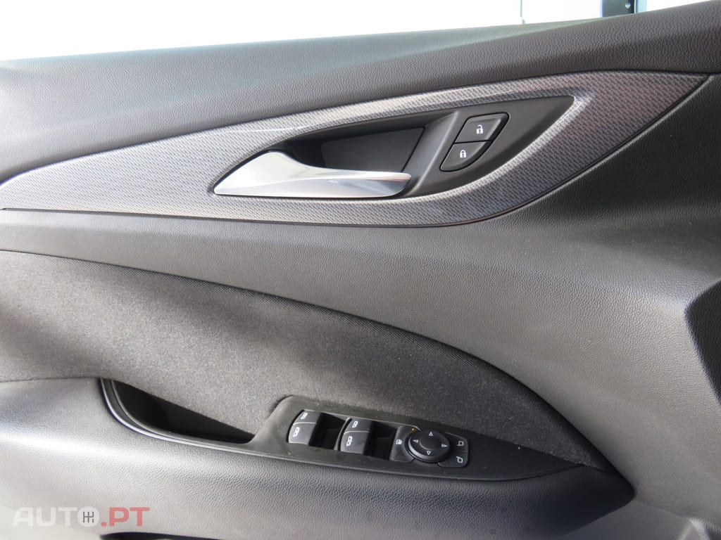 Opel Insignia 1.5 D Business