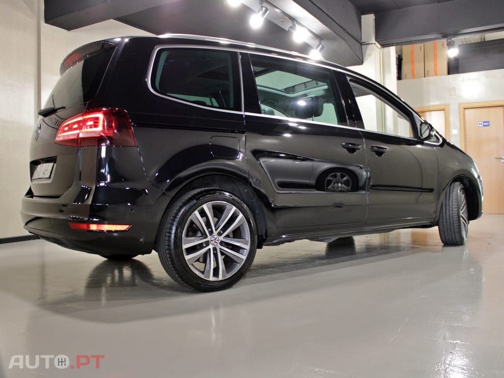 Volkswagen Sharan 2.0 TDI Blue Highline DSG