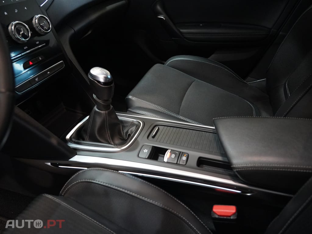 Renault Mégane Sport Tourer 1.5 Blue dCi Intens