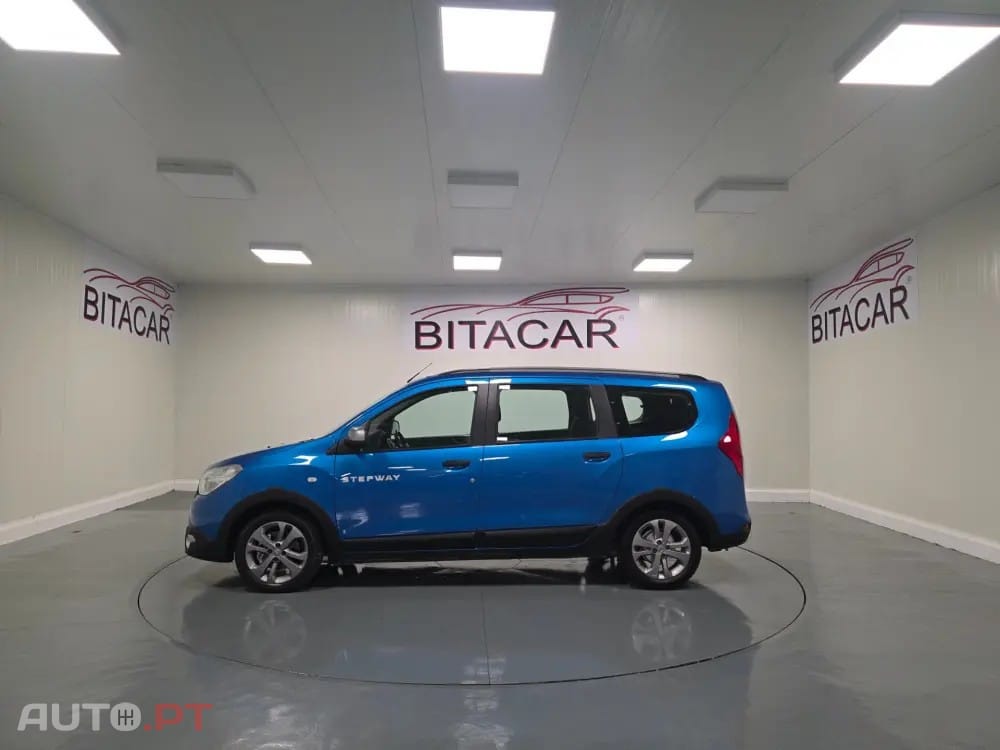 Dacia Lodgy 1.5 dCi Stepway 7L