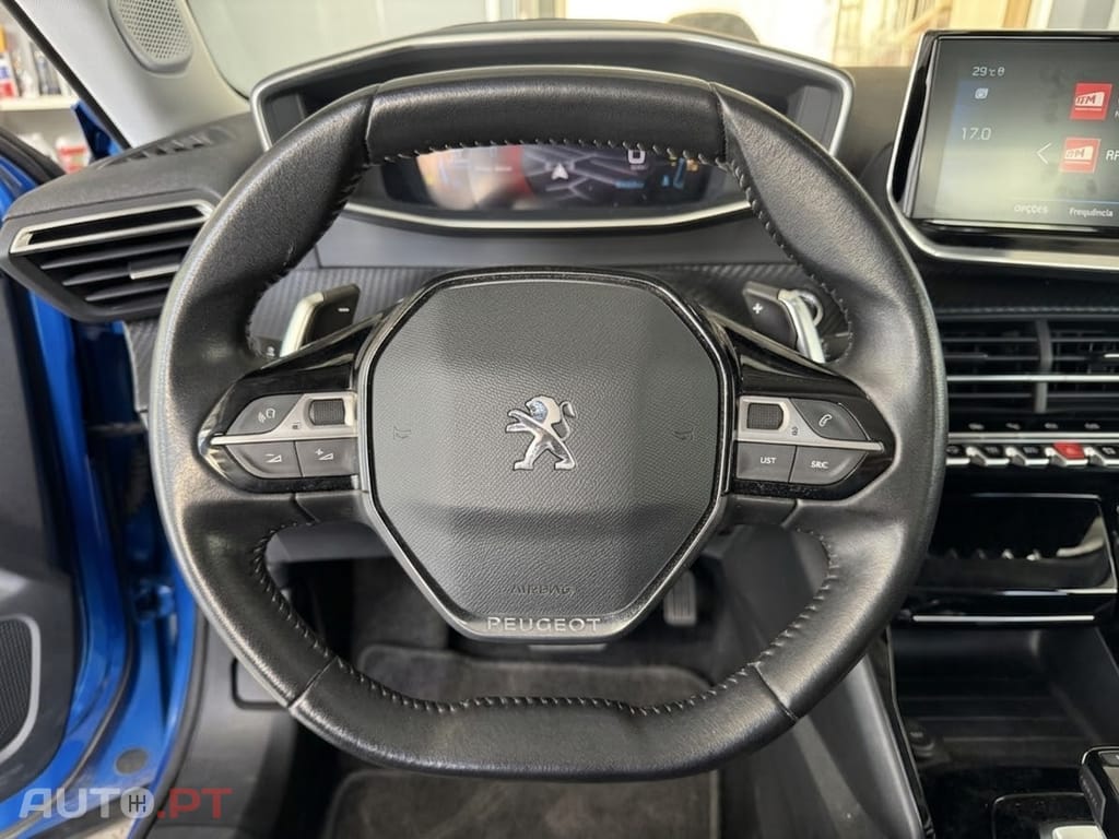 Peugeot 2008 1.5 BlueHDi Allure Pack EAT8