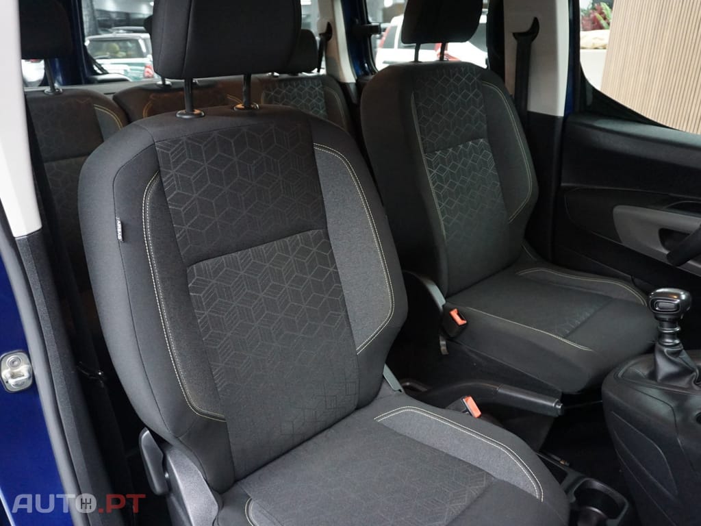 Peugeot Rifter 1.2 PureTech Allure