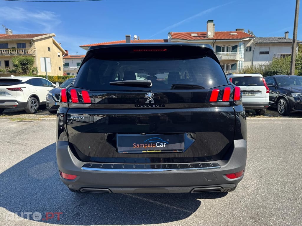 Peugeot 5008 1.5 BlueHDi Allure