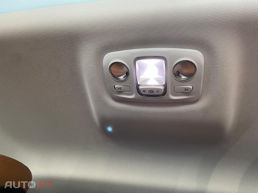 Peugeot 3008 1.2 ALLURE