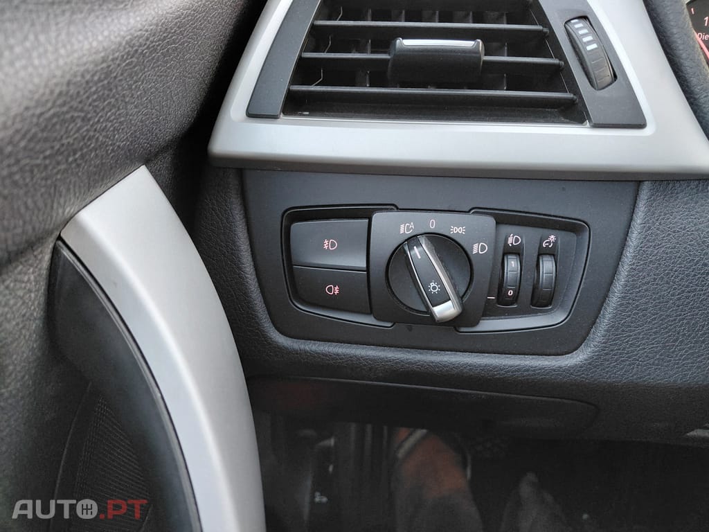 BMW 320 320d EfficientDynamics
