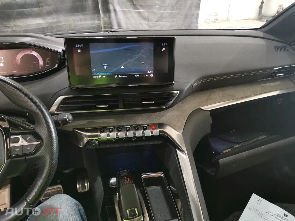 Peugeot 3008 1.5 BlueHDi GT EAT8