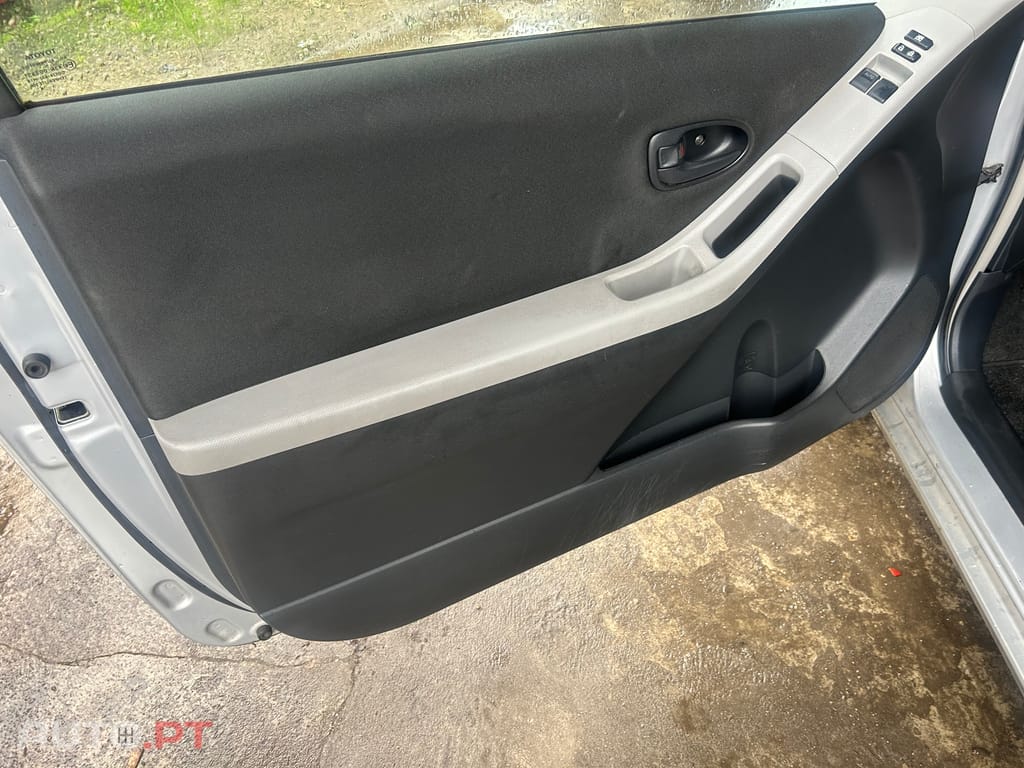 Toyota Yaris Vvt-I C