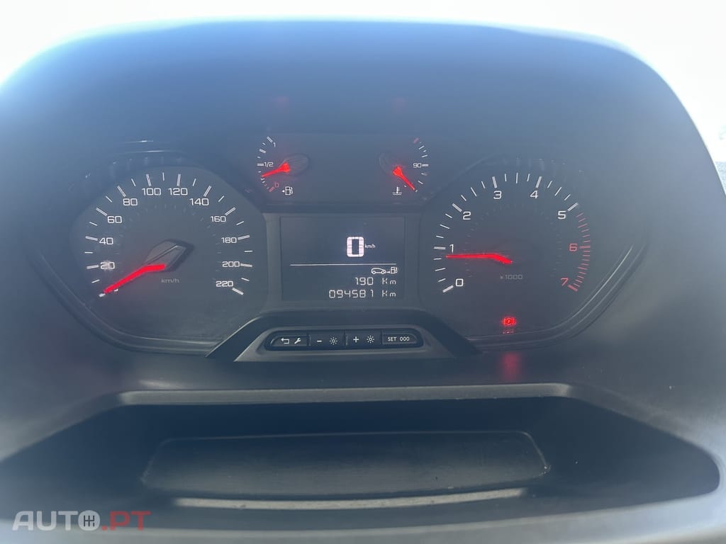 Peugeot Partner 1.5 BlueHDi Pemium Longa