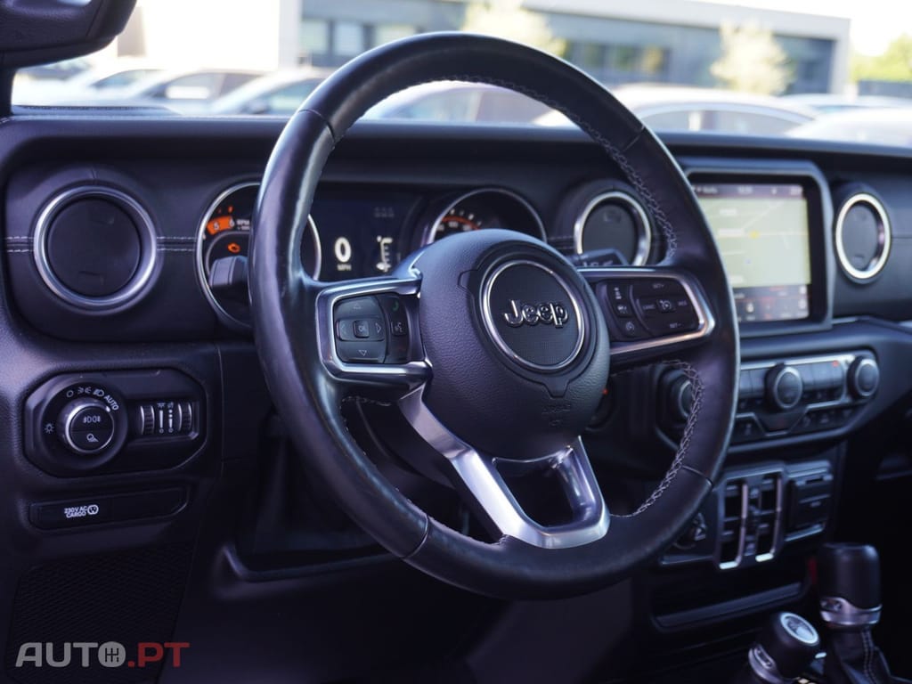 Jeep Gladiator 3.0 CRD Overland AT8