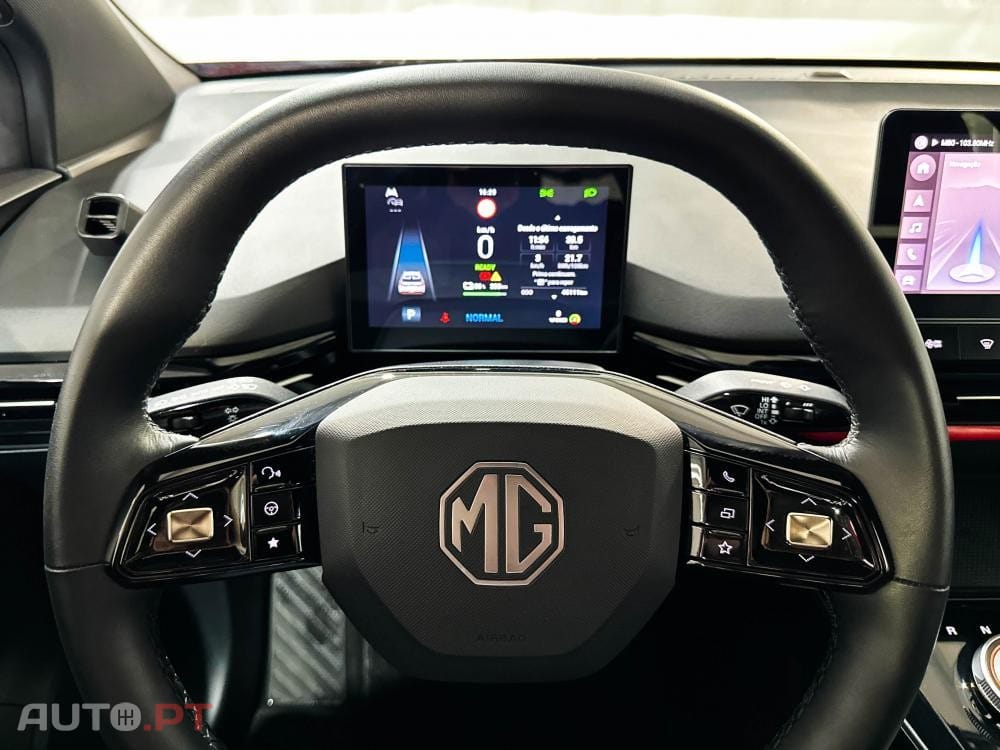MG MG4 64 kWh Luxury