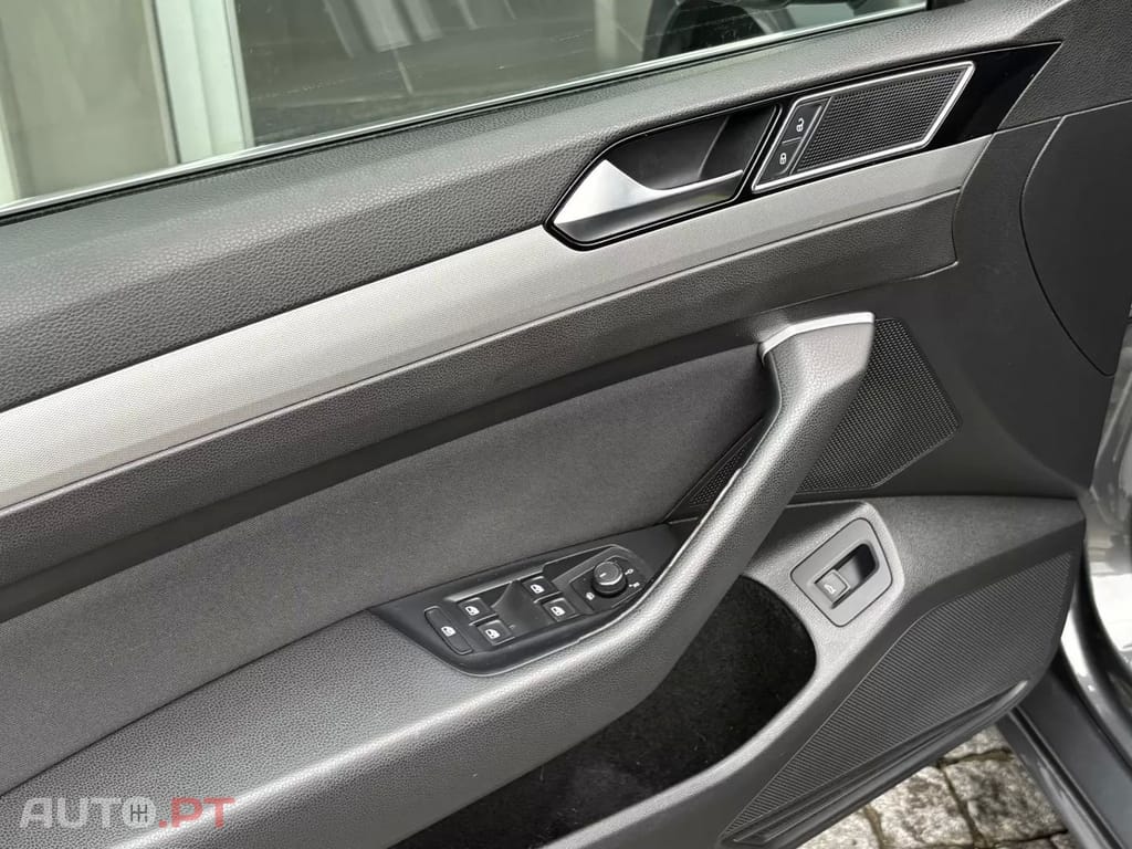 Volkswagen Passat Variant 2.0 TDi Highline DSG