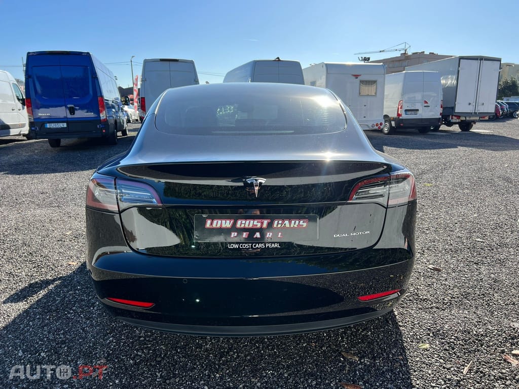 Tesla Model 3 Long-Range Dual Motor AWD