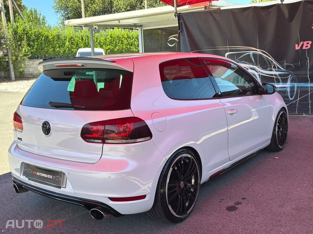 Volkswagen Golf 2.0 TSi GTi