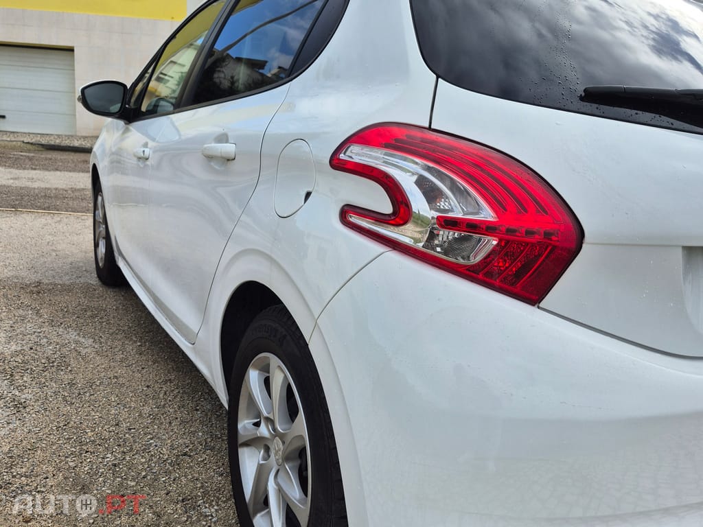 Peugeot 208 Access