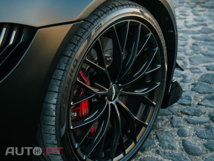 Aston Martin Vantage Roadster V8 F1 Edition