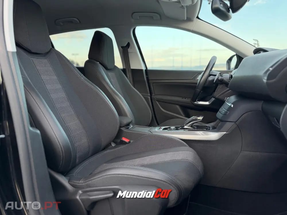 Peugeot 308 1.2 PureTech Allure EAT8