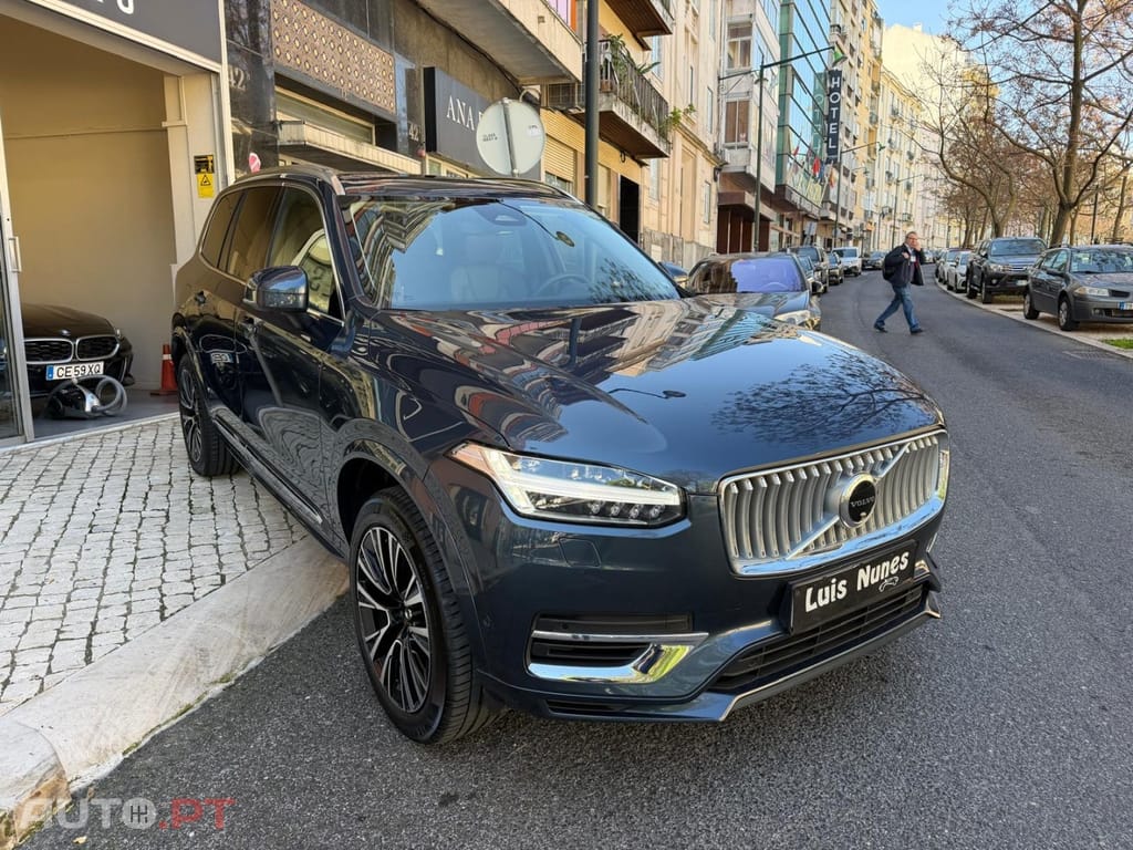 Volvo XC90 2.0 T8 PHEV Ultimate Dark AWD