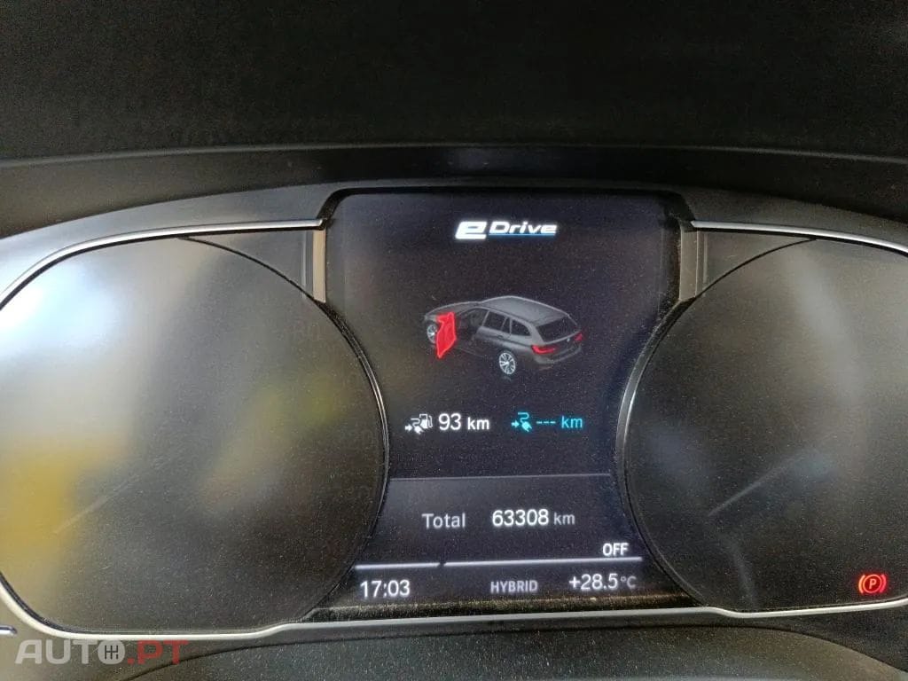 BMW 330 e Touring Corporate Edition Auto