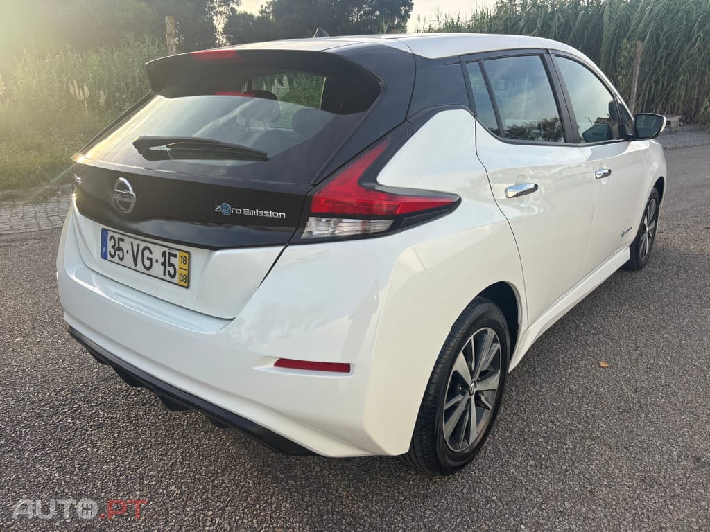 Nissan Leaf Tekna ProPilot Park