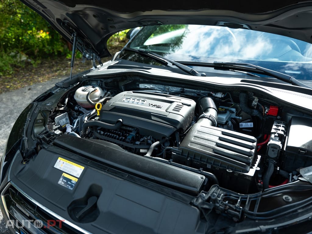 Audi TT 2.0 TFSI quattro S-line S tronic