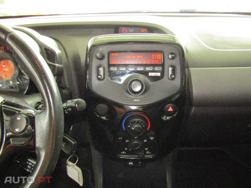 Peugeot 108 1.0 VTi Style