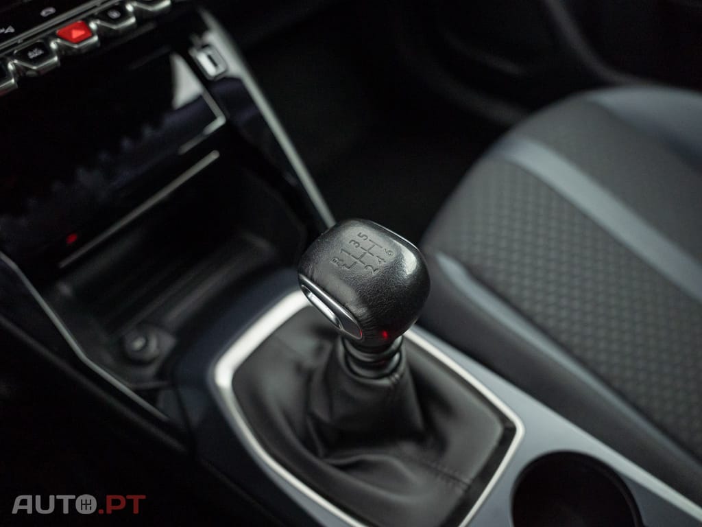 Peugeot 2008 1.2 PureTech Allure
