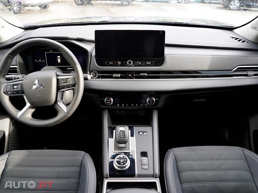 Mitsubishi Outlander Outlander 2.4 PHEV Intense