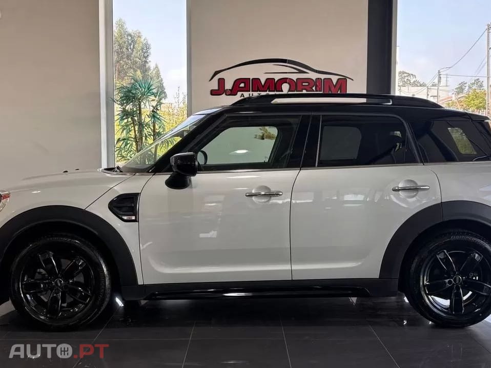 MINI Countryman Cooper Classic Auto