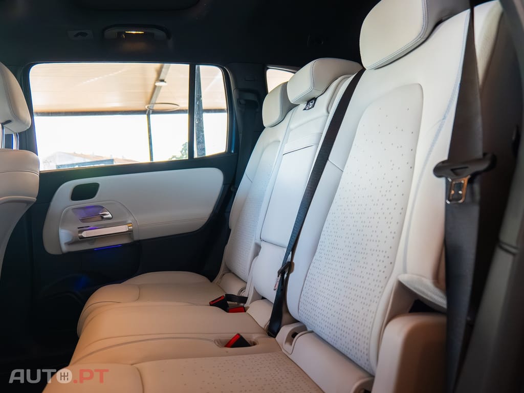 Mercedes-Benz EQB 350 4Matic Edition