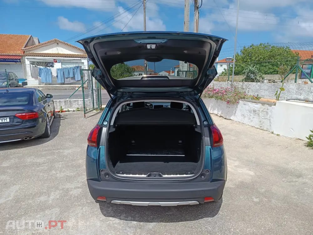 Peugeot 2008 1.2 VTi Active
