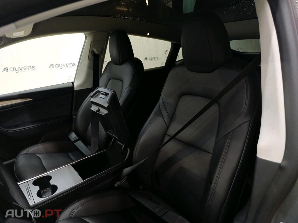 Tesla Model Y Long Range Tração Traseira