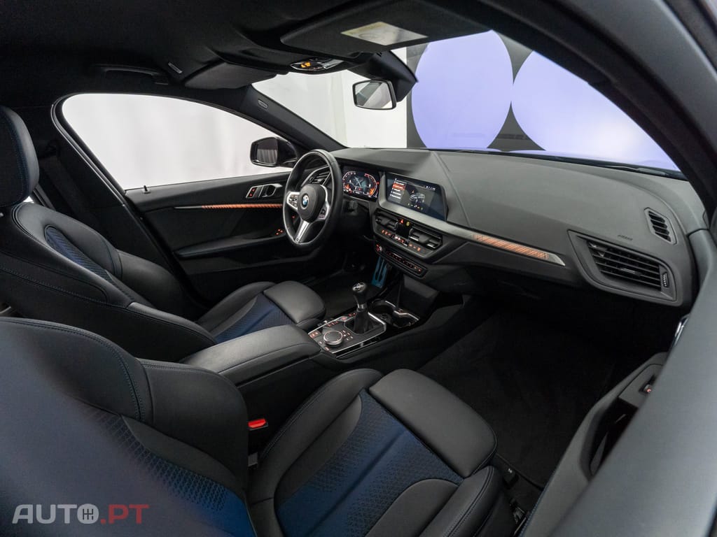 BMW 116 d Pack Desportivo M