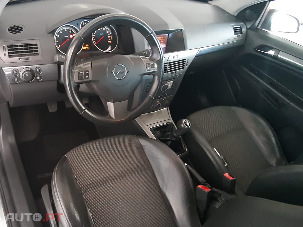 Opel Astra Caravan Cosmo 1.4i 90 CV